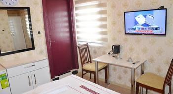 HOTEL SOPHIA STUDIO APARTMENTS ISTANBUL 5* (Turkey) - from US$ 34 | BOOKED